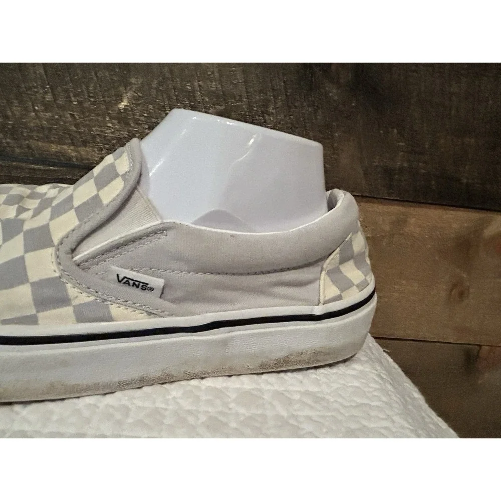 Van's Off Wall Checkered‎ Light Gray/white slip on shoes Mens 7.5 Women's Size 9